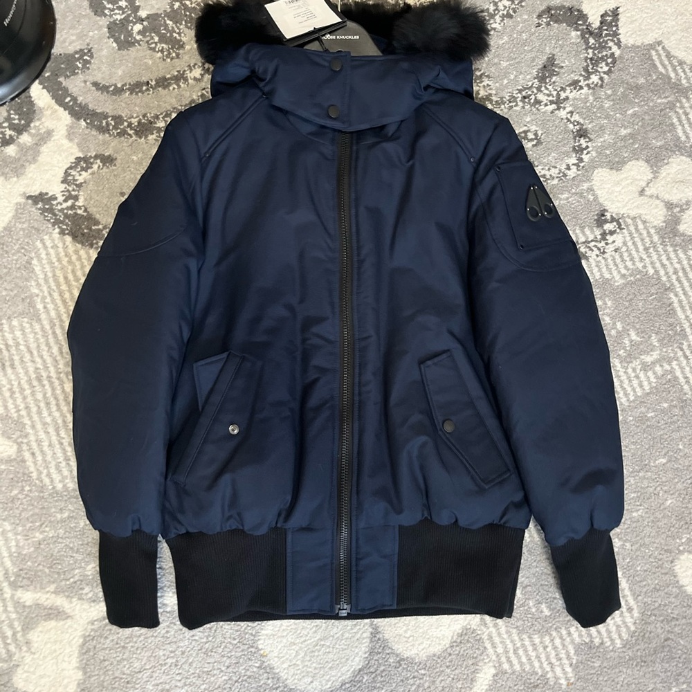 Moose Knuckles Navy Puffer comes with tags and shopping bag